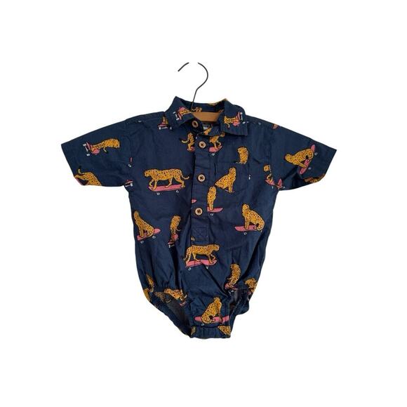 Mick Mack Skateboarding Cheetah Navy Blue Collared Bottom Snap Cotton 6-9 Mo. - Picture 1 of 8